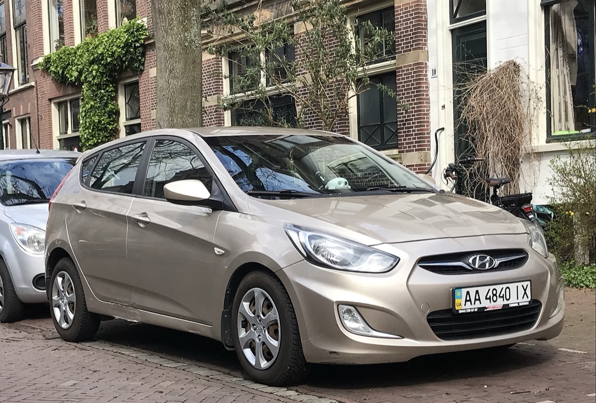 Hyundai Accent RB — найдешевше в утриманні авто до 10000 доларів на автоматі