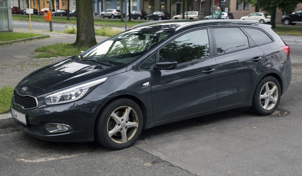 Kia Ceed JD — надійне б/у авто до 10000 доларів на автоматі